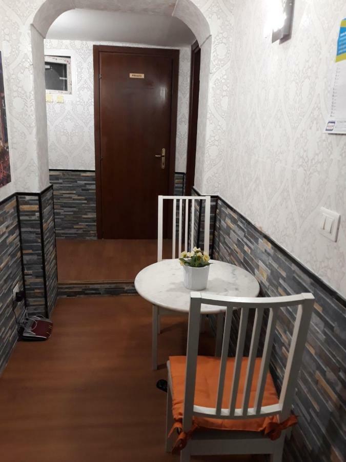 Renting Rooms Рим Экстерьер фото