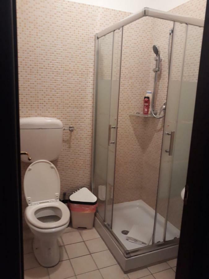 Renting Rooms Рим Экстерьер фото
