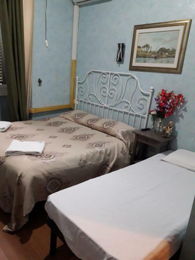 Renting Rooms Рим Экстерьер фото