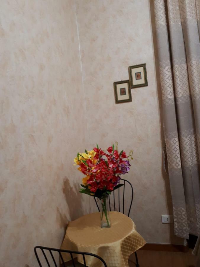 Renting Rooms Рим Экстерьер фото