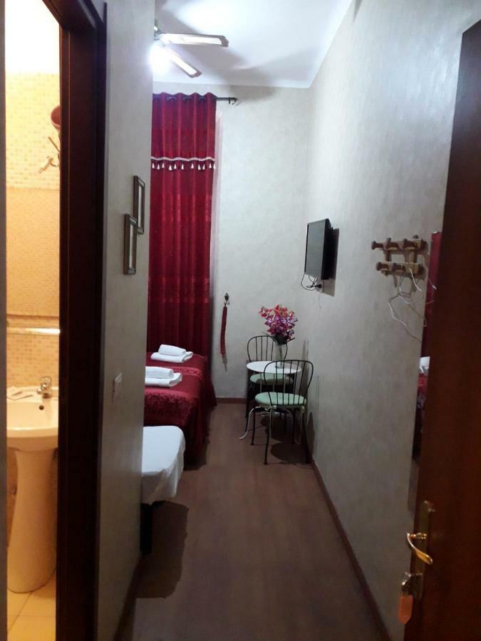 Renting Rooms Рим Экстерьер фото