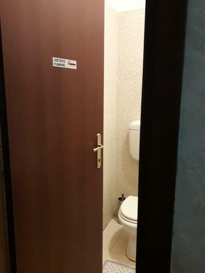 Renting Rooms Рим Экстерьер фото