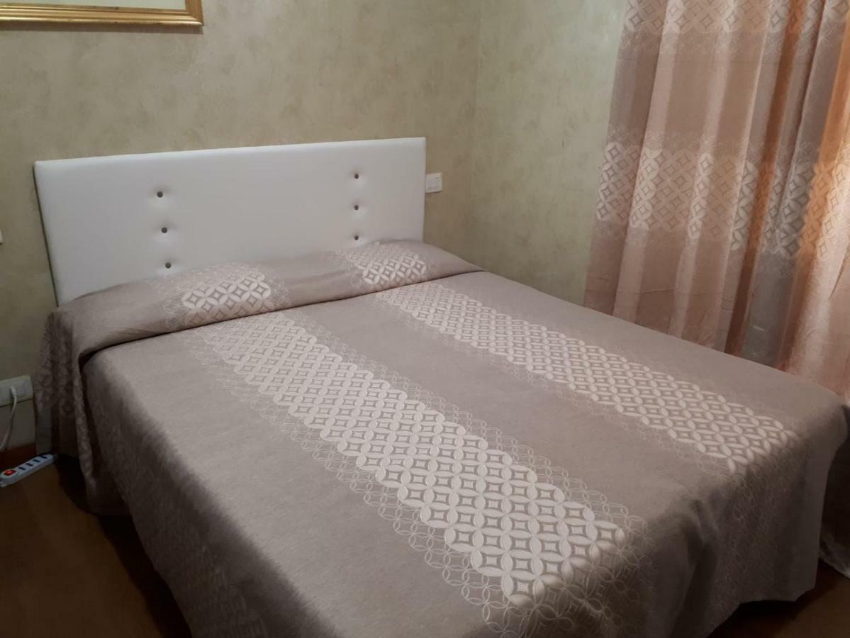 Renting Rooms Рим Экстерьер фото