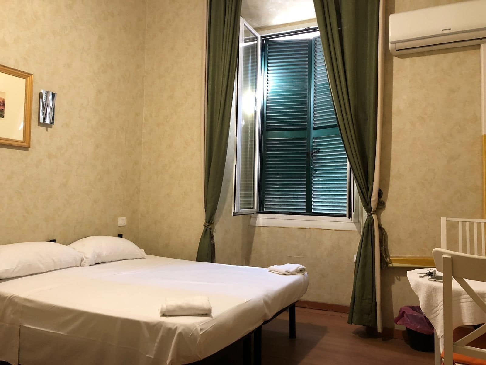 Renting Rooms Рим Экстерьер фото